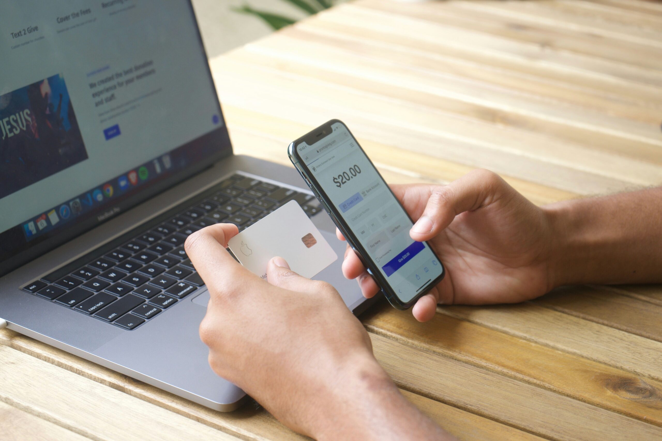 IronMartOnline Reviews Explained: What Buyers and Sellers Should Know Before Using the Platform featuring heavy equipment listings, customer reviews, and online marketplace insights.