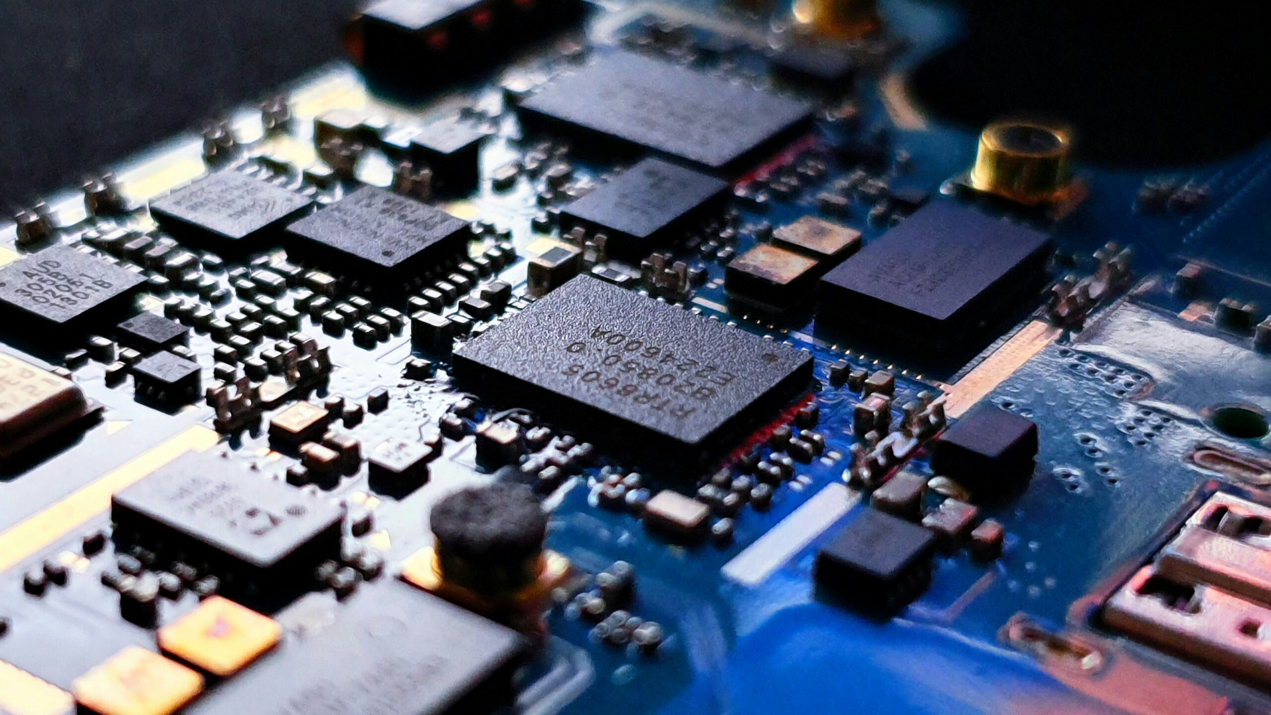 Gadgets & Devices