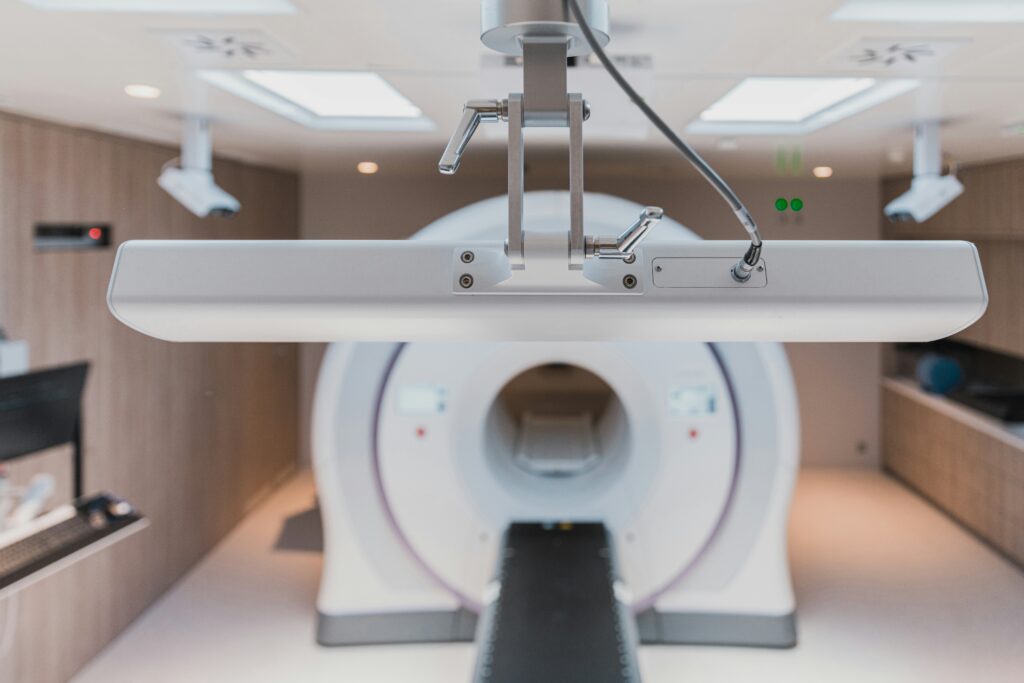 Claustrophobia View From Inside MRI Machine guide to MRI procedures, claustrophobia management, relaxation techniques, scan expectations, and patient support.