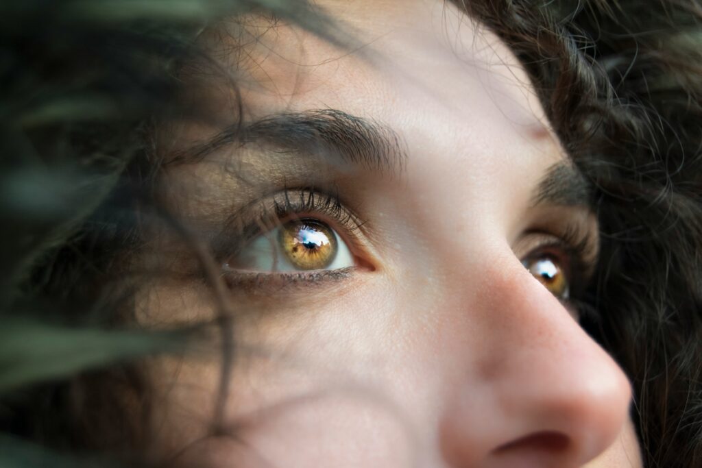 How Do You Get Rid of a Stye in 5 Minutes? covering eye care, swelling reduction, home remedies, infection prevention, and stye treatment.