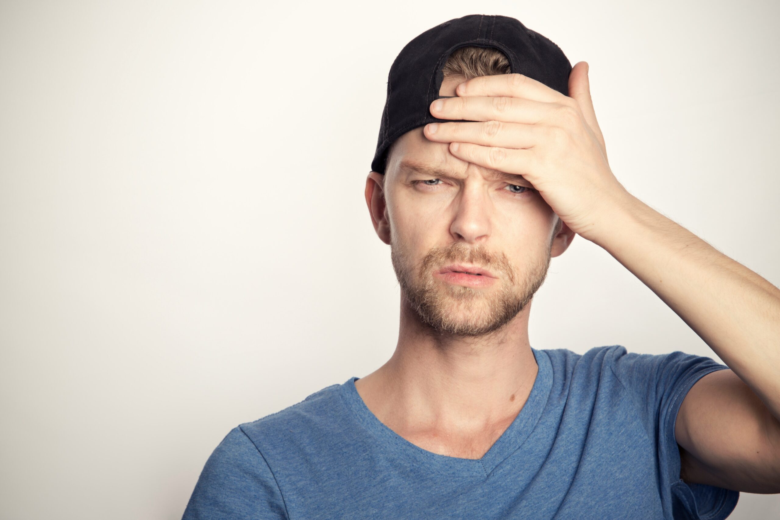How to Get Rid of a Sinus Headache Instantly featuring steam therapy, nasal irrigation, hydration, sinus pressure relief, and home remedies.